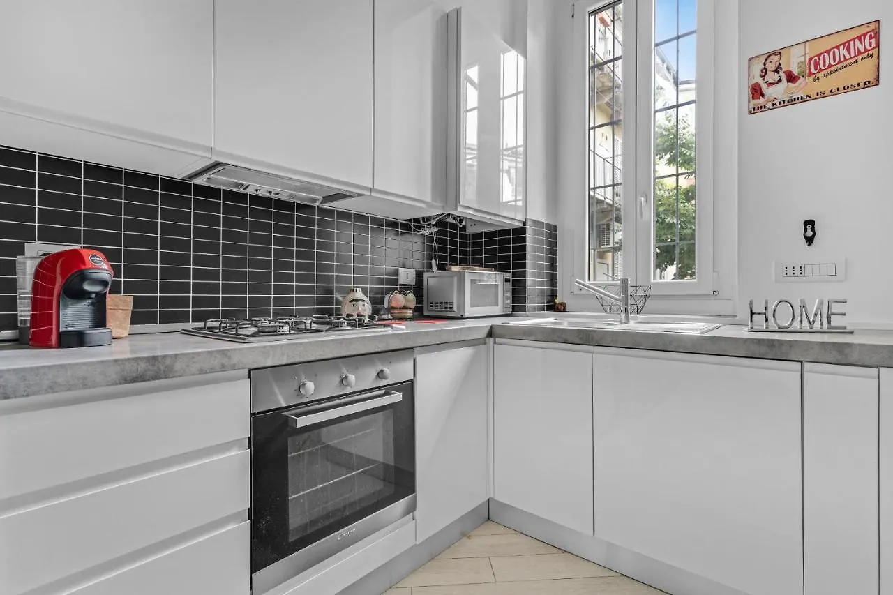 Cav4 - Apartment In The Heart Of Milan -