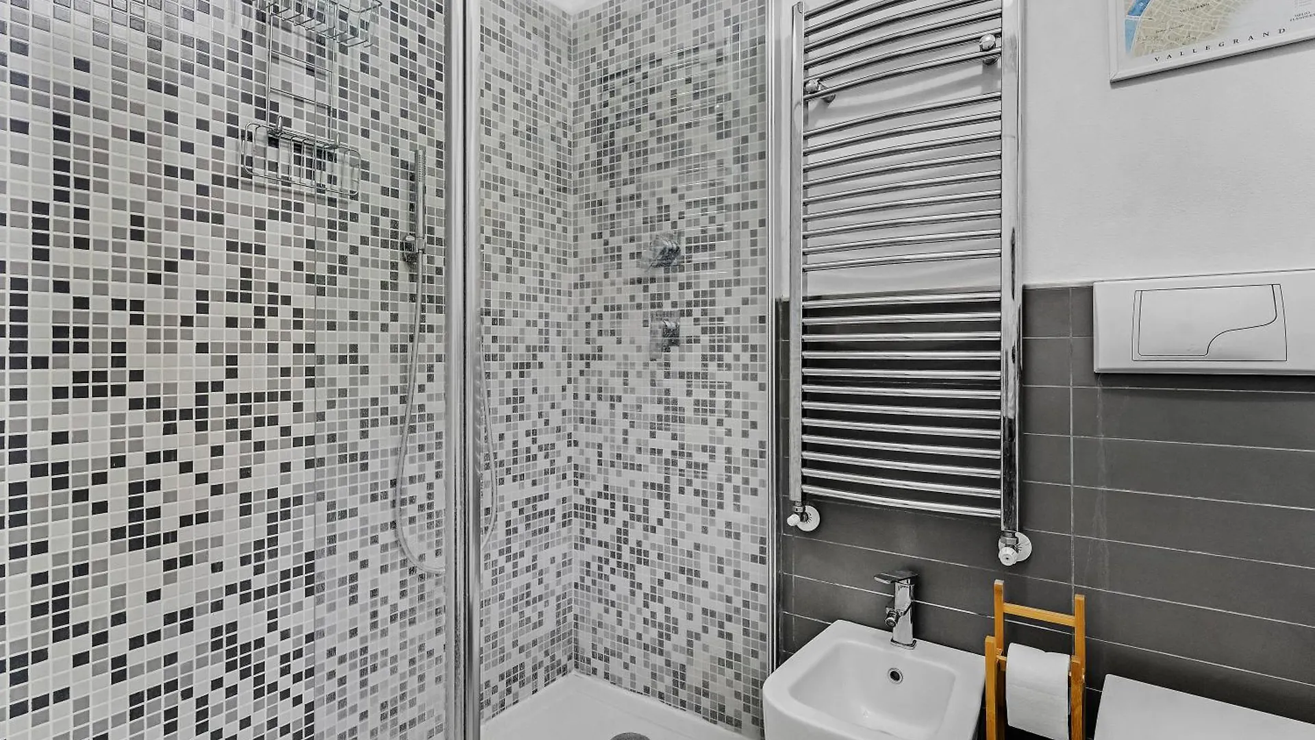 Cav4 - Apartment In The Heart Of Milan -